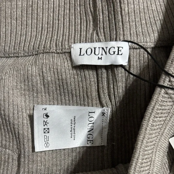 Chic Wide-Leg Gray Women's Pants - Picture 7 of 11